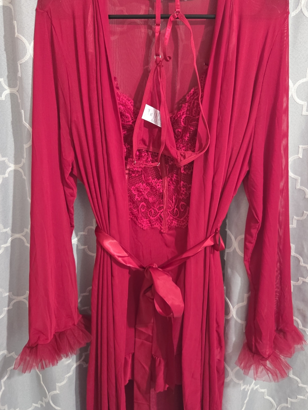 Tidouk Floral Lace Robe in Pink XXL Like New